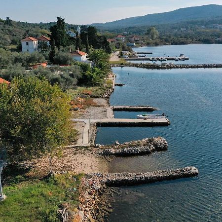 Apartments With A Parking Space Brbinj, Dugi Otok - 8160 Luaran gambar