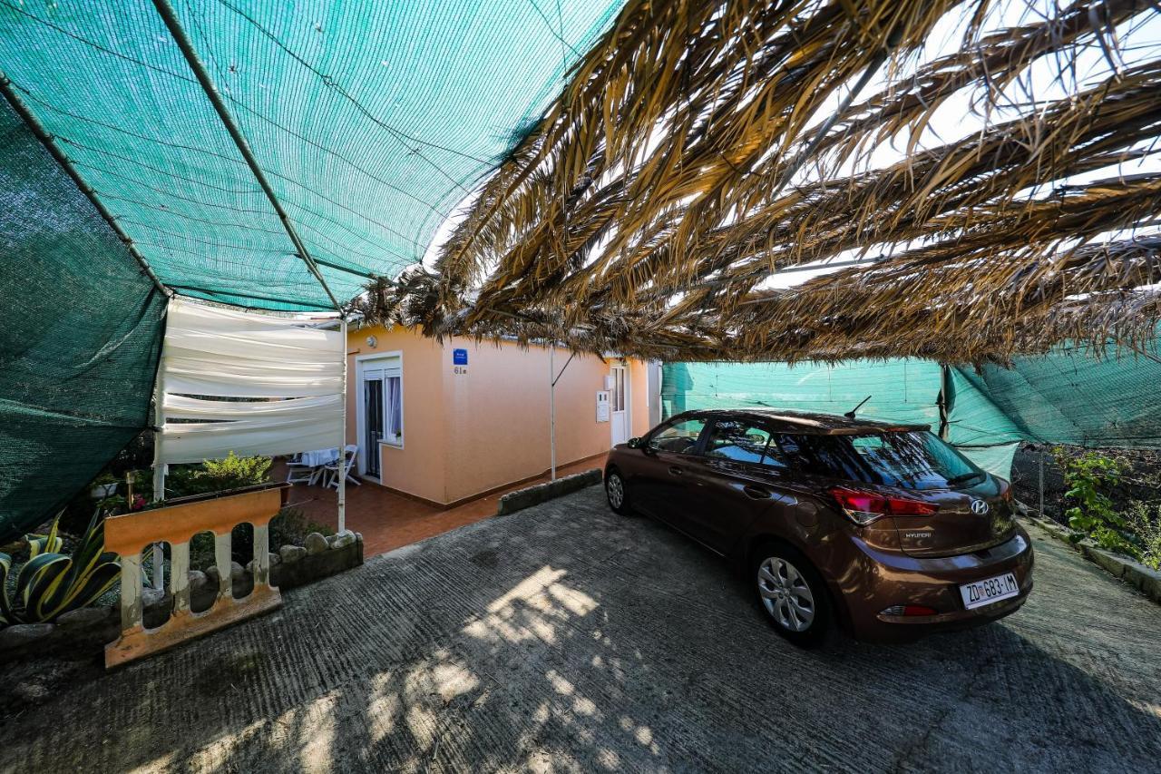 Apartments With A Parking Space Brbinj, Dugi Otok - 8160 Luaran gambar