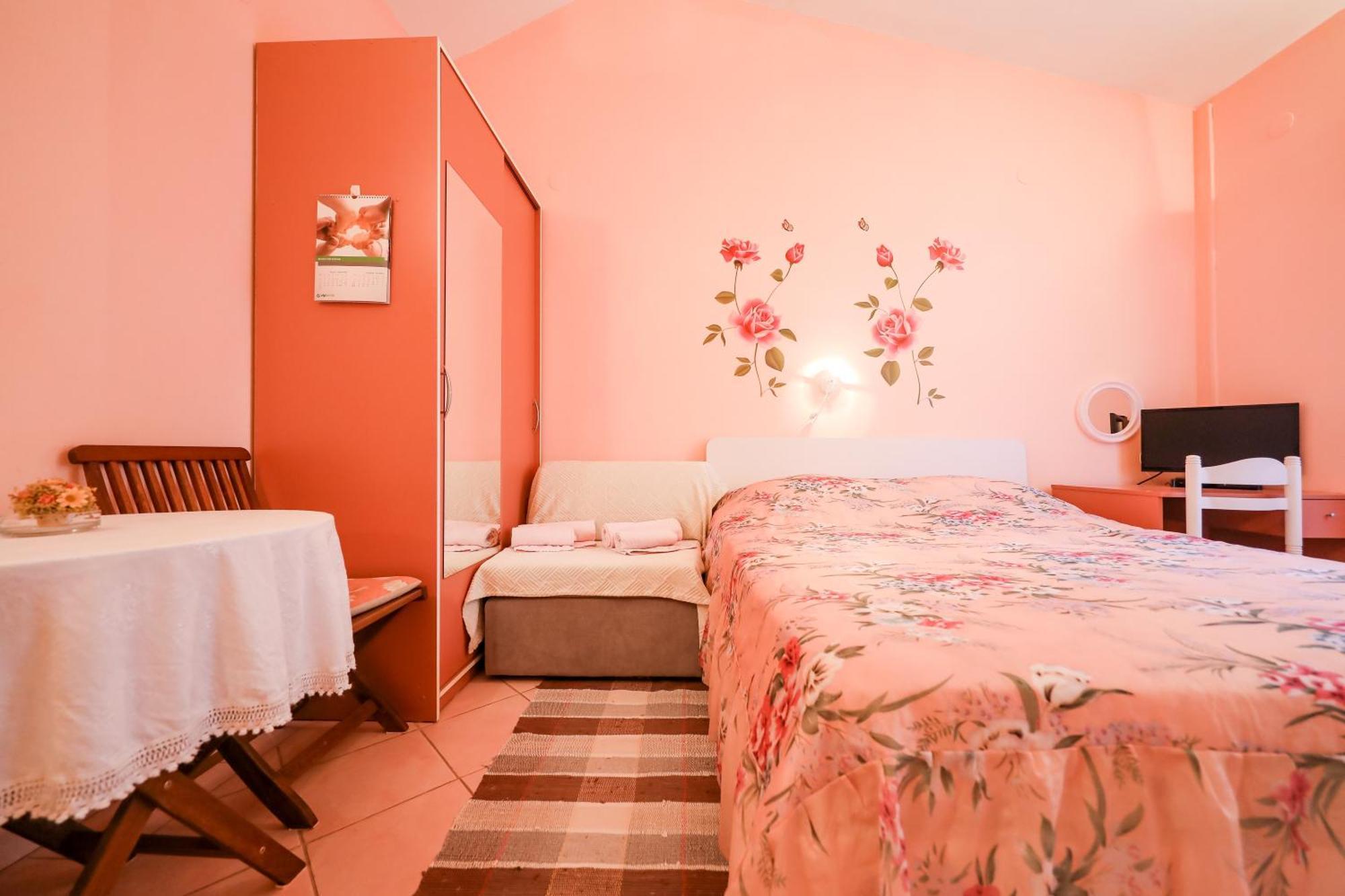 Apartments With A Parking Space Brbinj, Dugi Otok - 8160 Bilik gambar